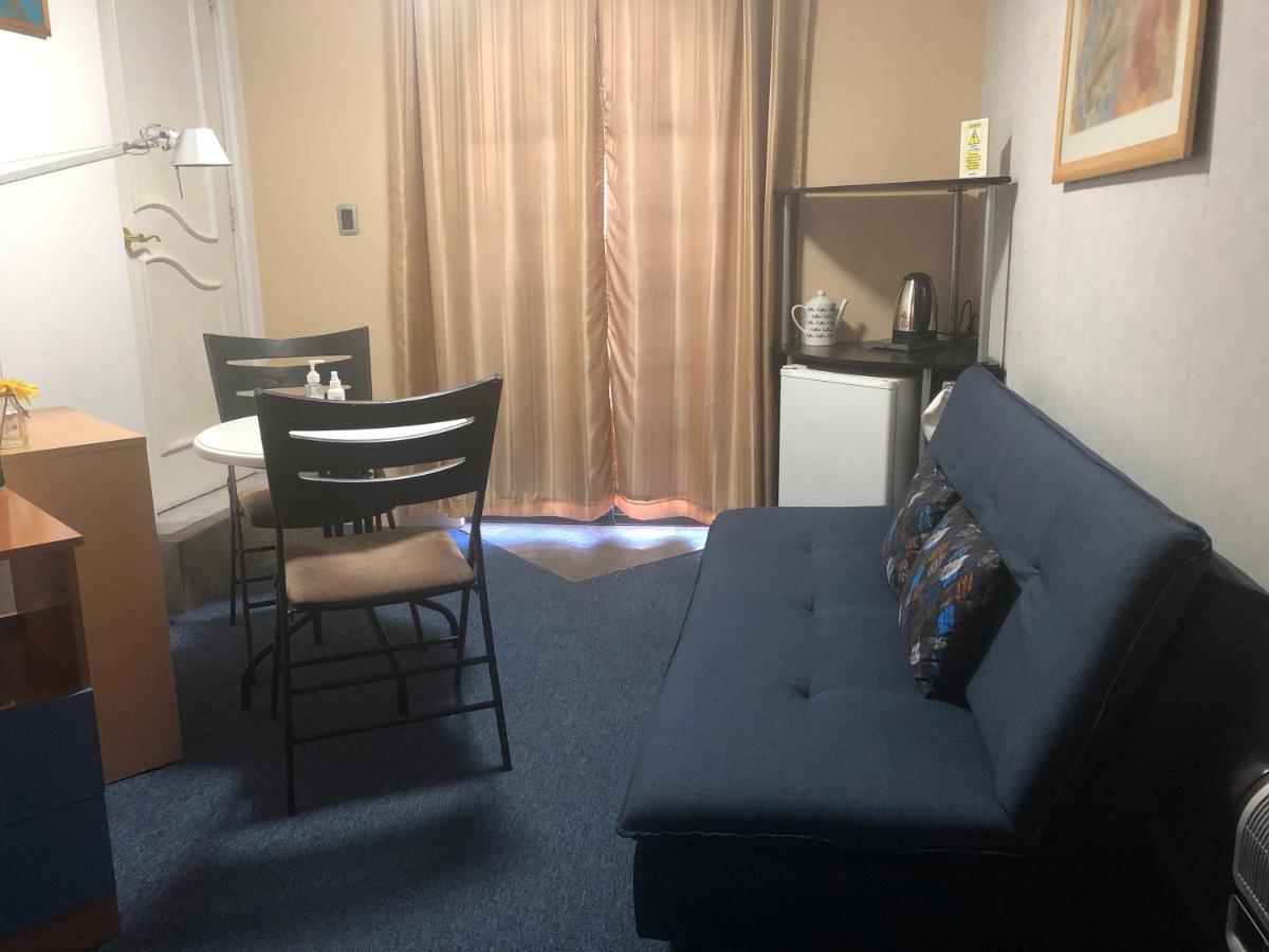 Amplia Habitacion Tipo Ejecutiva Con Bano Y Acceso Privados โทลุกา ภายนอก รูปภาพ