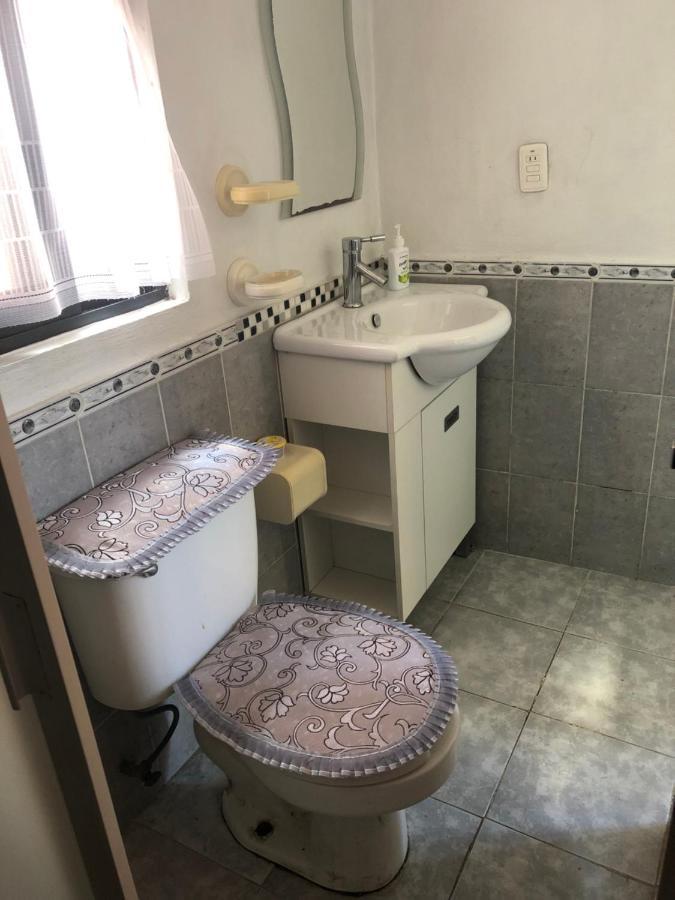Amplia Habitacion Tipo Ejecutiva Con Bano Y Acceso Privados โทลุกา ภายนอก รูปภาพ